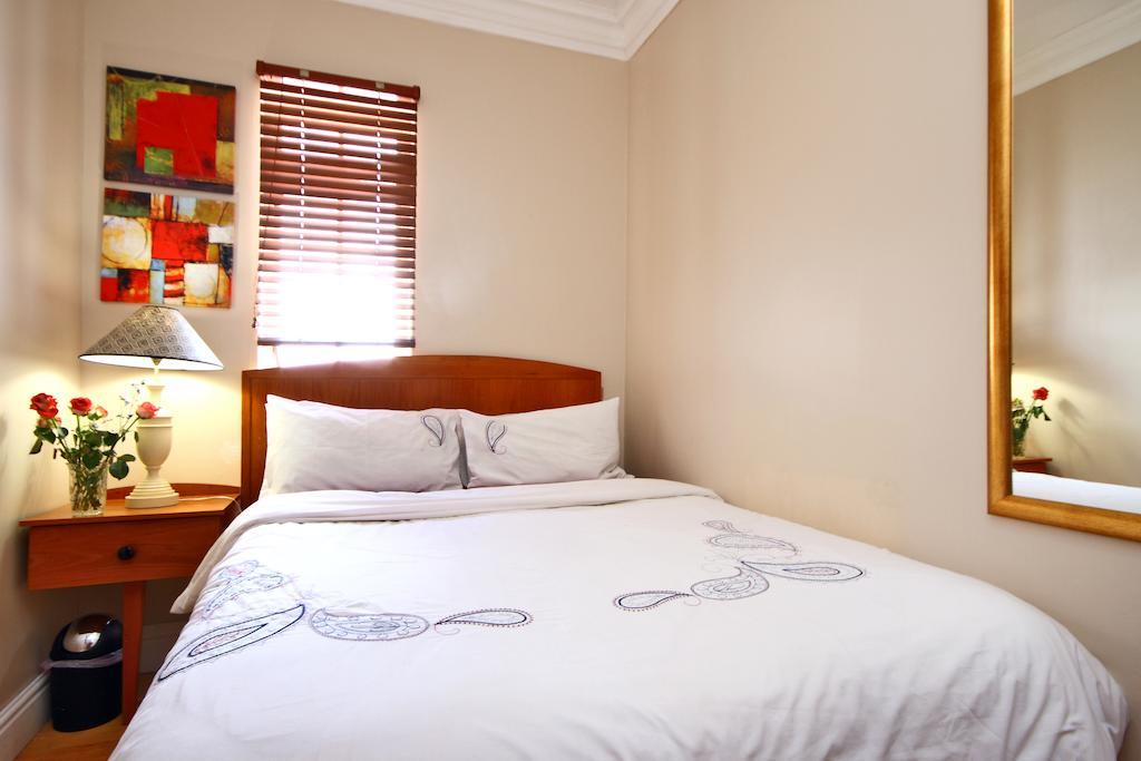 Forty8 Backpackers Hotel Fokváros Szoba fotó